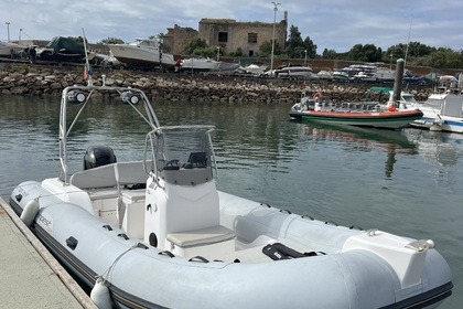 Hire Motorboat Capelli Capelli Tempest 625 Portimão