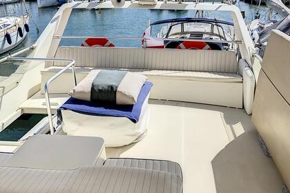 Rental Motorboat Ferretti Altura 52s Syracuse