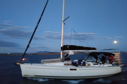 Rental Sailboat Dufour 38,5 Chalkidiki