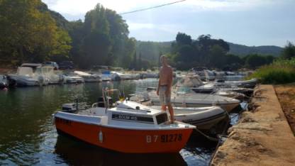 Location Bateau à moteur Ocqueteau Boum 415 Agay