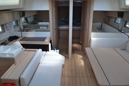 Miete Segelboot Bénéteau Oceanis 51.1 - 5 + 1 cab. Trogir