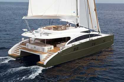 Charter Catamaran Sunreef 82double deck Mandelieu-La Napoule