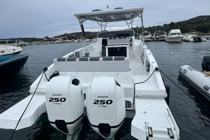 Location Bateau à moteur Saver Saver 330wa Porto Rotondo