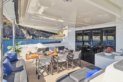 Andare Avanti Lagoon 50