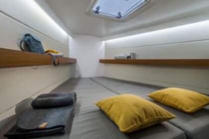 Beneteau First 36, 3 cabins