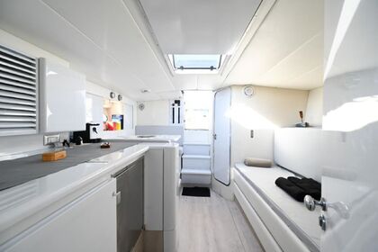 Czarter Łódź motorowa Itama Itama 38 Salerno