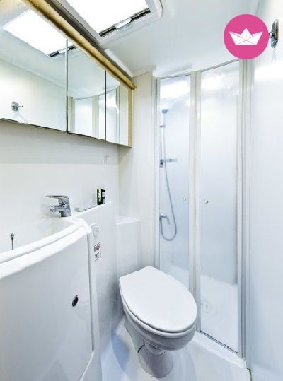 Hire Lagoon Lagoon 420