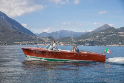 Charter Motorboat Cadenazzi Super Zeus Tremezzo