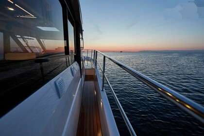 Barco a motor Northman 1200 110hp