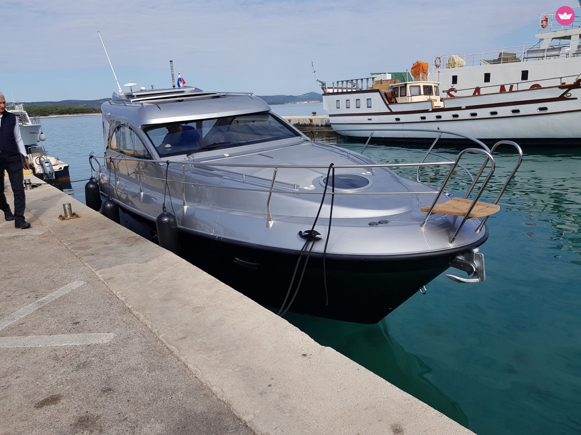 Bateau à moteur Mirakul 30 260cv 2