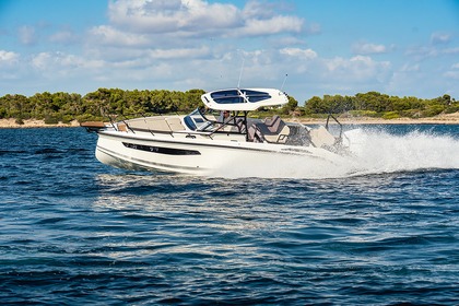 Charter Motorboat Quicksilver Navan S30 Santa Eulalia del Río