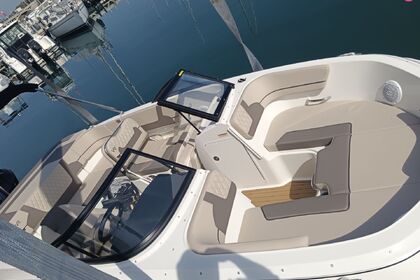 Bayliner VR5 neuf  2025 pour 9 personnes