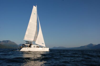 Charter Catamaran Lagoon 450 Tromsø