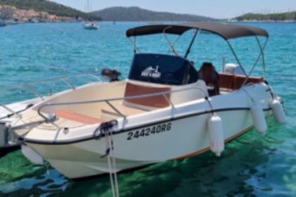 Hire Motorboat Quicksilver Activ 675 Open Rogoznica