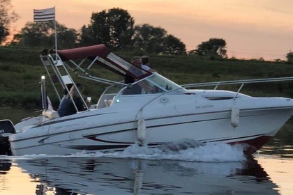 Charter Motorboat Beneteau FLYER cabine 6.50 Portimão