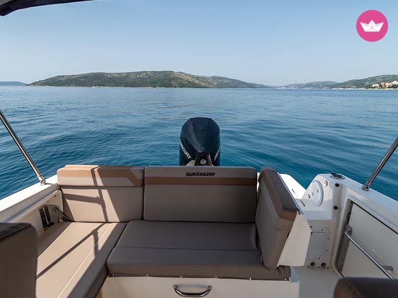 Bateau à moteur QUICKSILVER 755 ACTIV Open 300cv 7