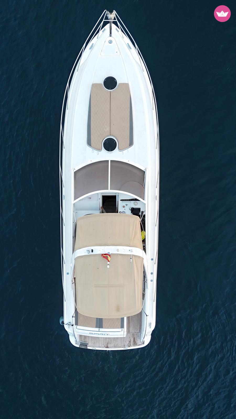 Bateau à moteur Princess V42 14 metros 500cv 8