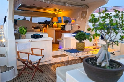 Gagliotta 52 – Luxury Yacht Charter in Polignano a Mare – Caves, Coves & Crystal Sea