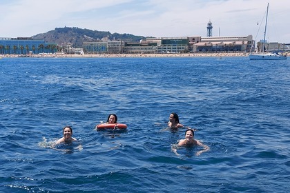Discover Why Sailing with Us in Barcelona is the Best Choice