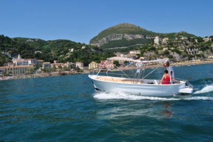 Charter Motorboat Cantiere Nautico Partenope Gozzo Partenope 21 Salerno