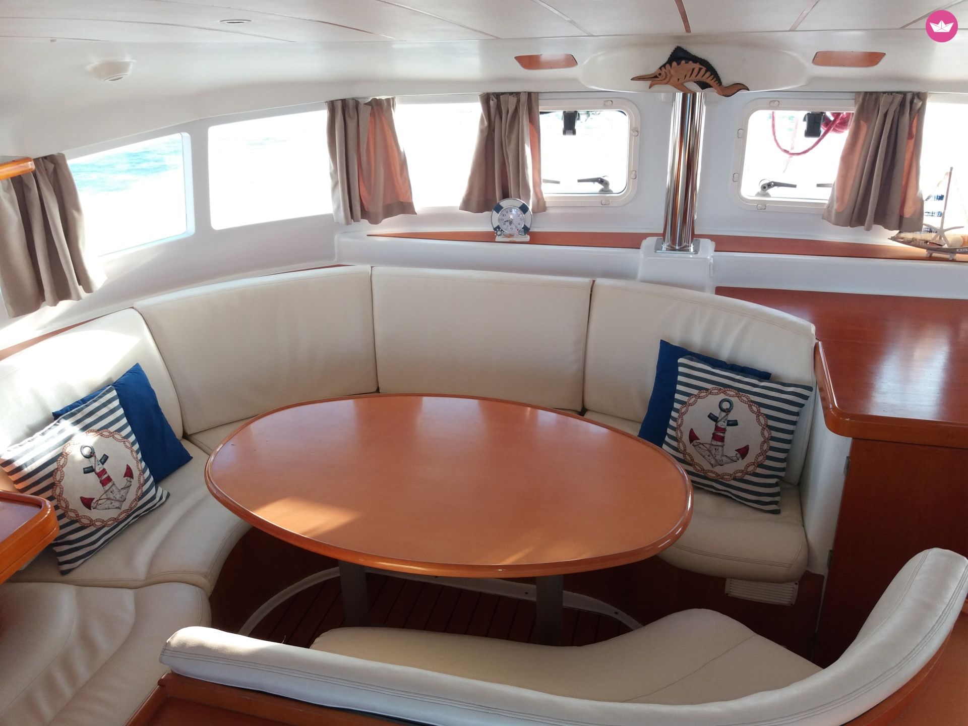 Czarter katamaran w St. Julian’s  