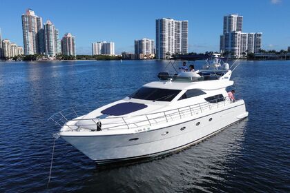 Rental Motorboat Uniesse Flybridge 55' Miami Beach