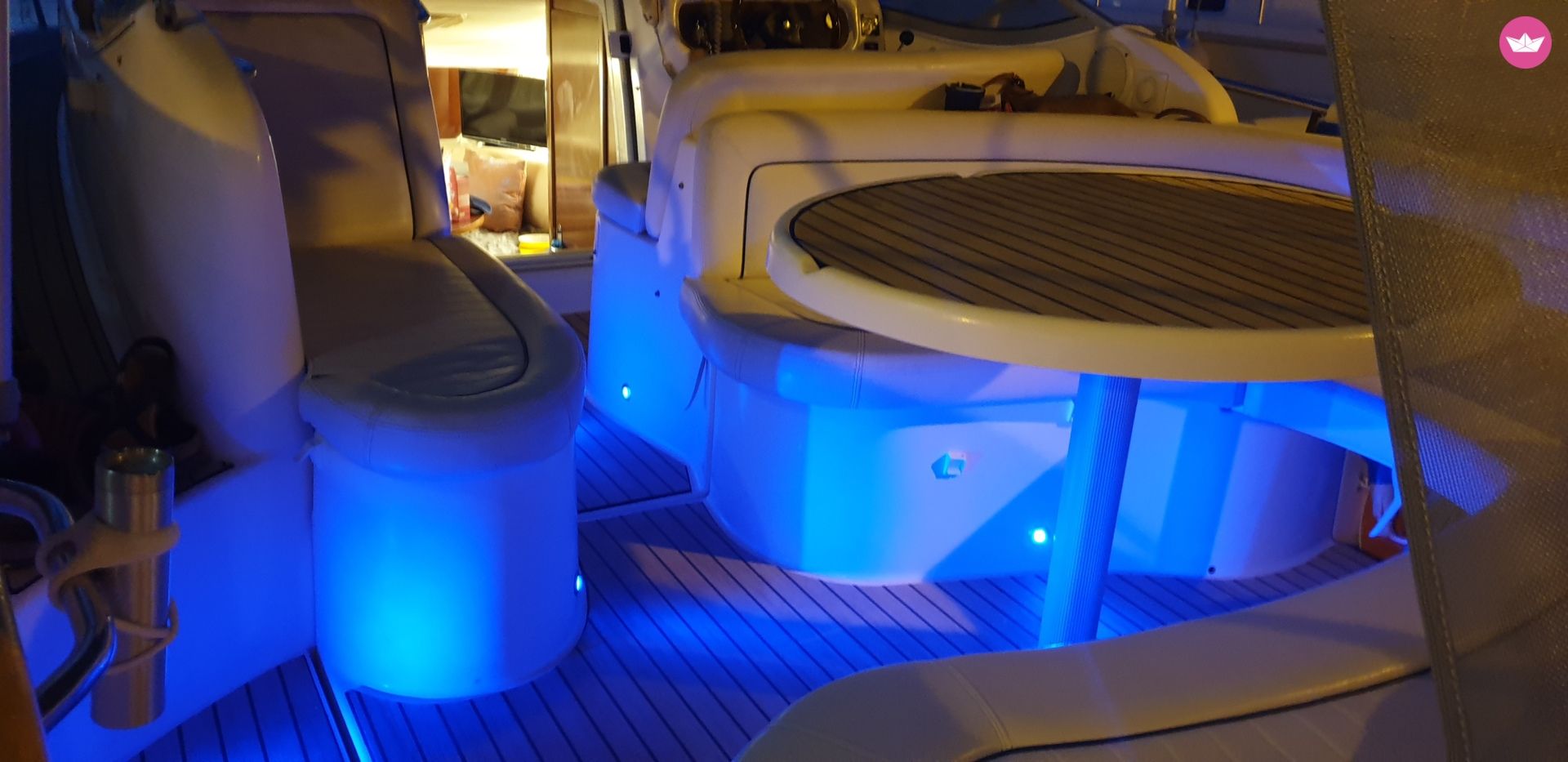 Location Bateau à moteur Jeanneau Leader 805 Antibes