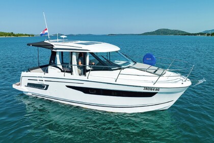 Hire Motorboat  Merry Fisher 895 Pirovac