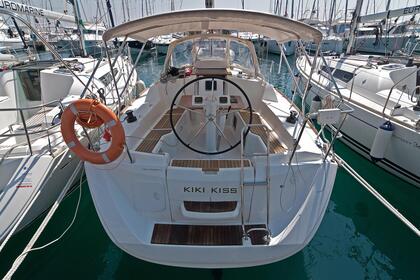 Hire Sailboat Sun Odyssey 33i Split