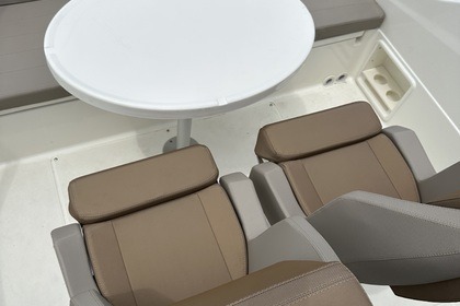 QUICKSILVER ACTIV 675 OPEN