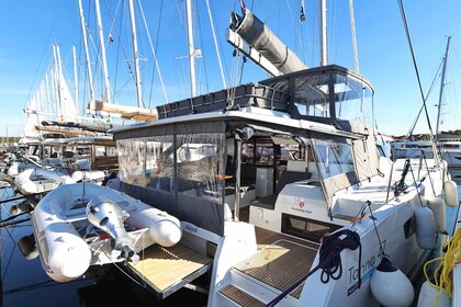 Noleggio Catamarano Fountaine Pajot Fountaine Pajot Tanna 47 - 5 + 1 cab. Zaravecchia