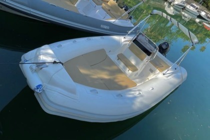 Hire Boat without licence  Led 590 Furnari