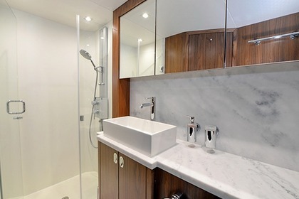 Sunseeker Manhattan 65