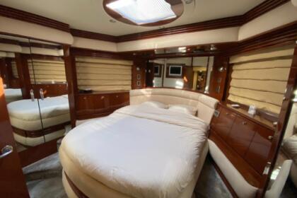 Marquis 69 luxurious Yacht