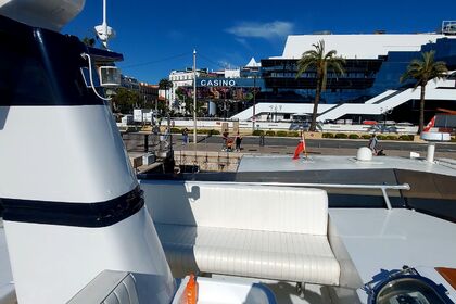 San Lorenzo 57 flybridge motor yacht