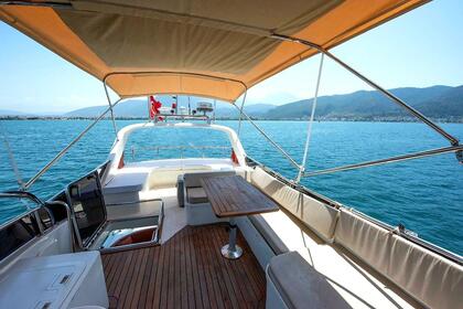 Custom built motor yacht special edition