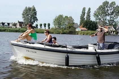 Verhuur Motorboot Rivercruise Softtop Sneek