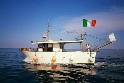 Verhuur Motorboot Peschereccio 10 m Aci Castello
