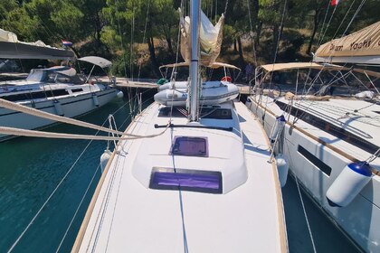 Rental Sailboat Dufour Yachts Dufour 360 Liberty Zaton