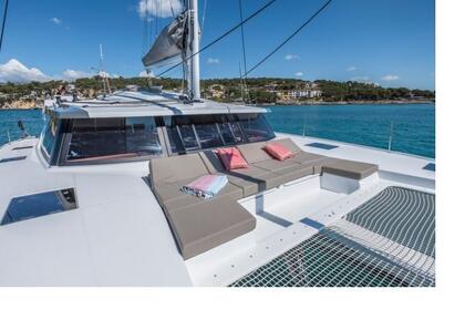 Location Catamaran Fountaine-Pajot ASTREA 42 Marseille