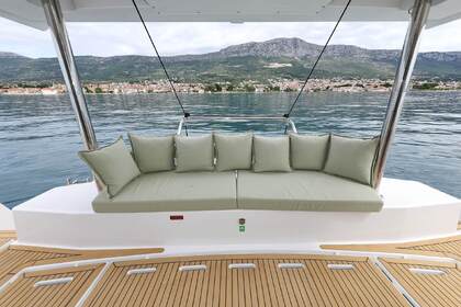 Noleggio Catamarano Catana Group Bali 4.6 - 5 + 1 cab. Brazza
