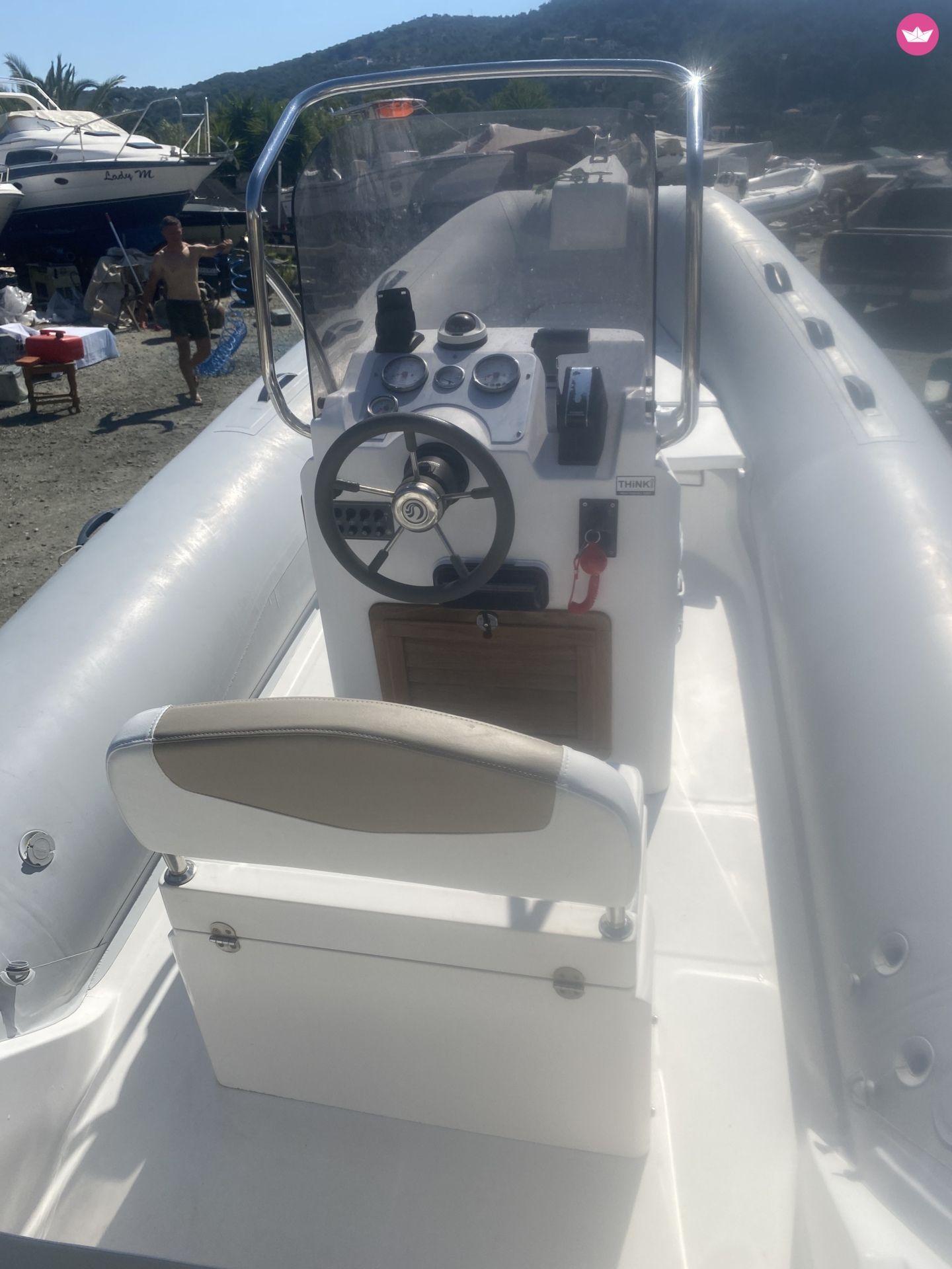 Semi-rigide Capelli Tempest 115cv 3