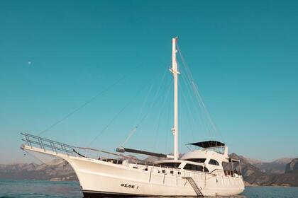 Rental Gulet Blue Cruise Wi̇th 24M 6 Cabi̇n Luxury Gulet 2022 Göcek