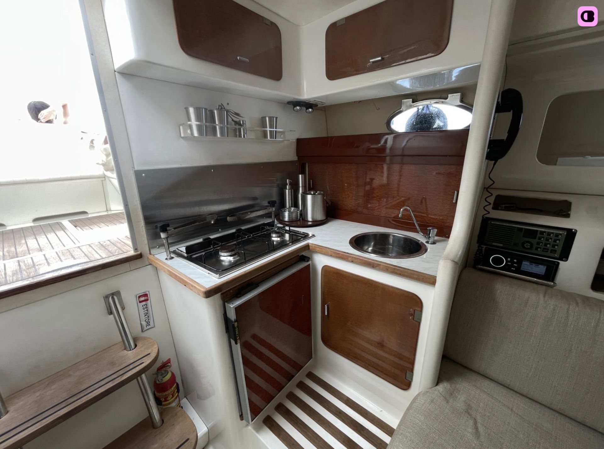 Bateau à moteur Ilver Ilver 35 400cv 8