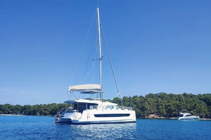 Verhuur Catamaran Catana Group Bali 4.6 - 5 + 2 cab. Kaštel Gomilica