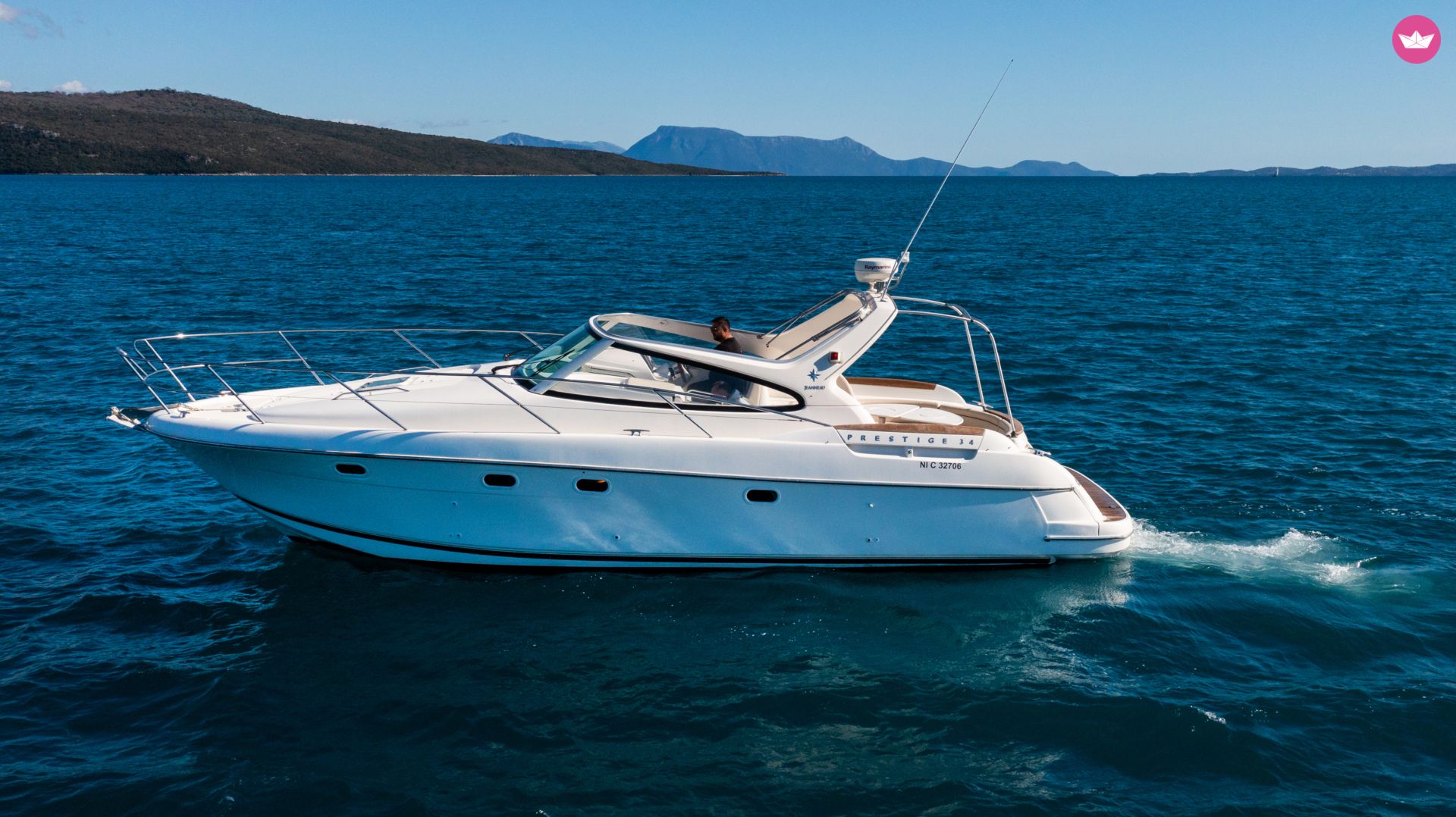 Bateau à moteur Jeanneau Prestige 34 285cv