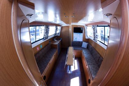 River Cruiser 39 - czarter barki na Pętli Żuławskiej i Kanale Elbląskim