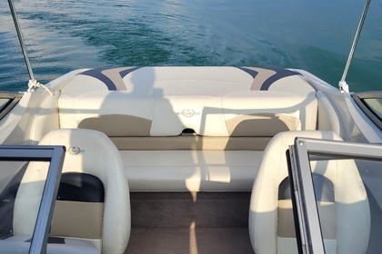 Location Bateau à moteur Stingray 180RX Neuchâtel