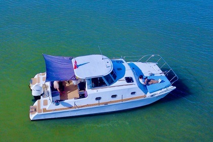 Hyra båt Katamaran Tom Lack Catalac 9 Lissabon