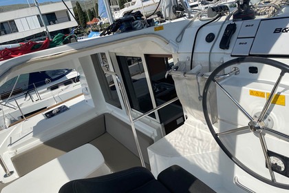 Hyra båt Katamaran LAGOON 40 Trogir